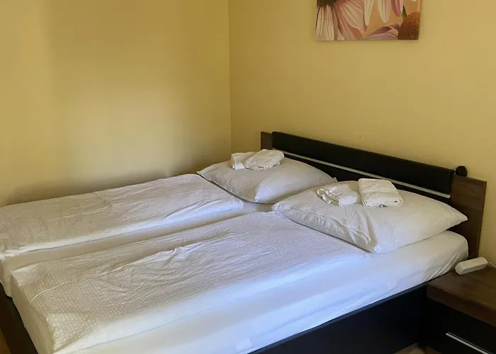 Oda ve Kahvaltı Fruehstueckspension Stefanie Viyana